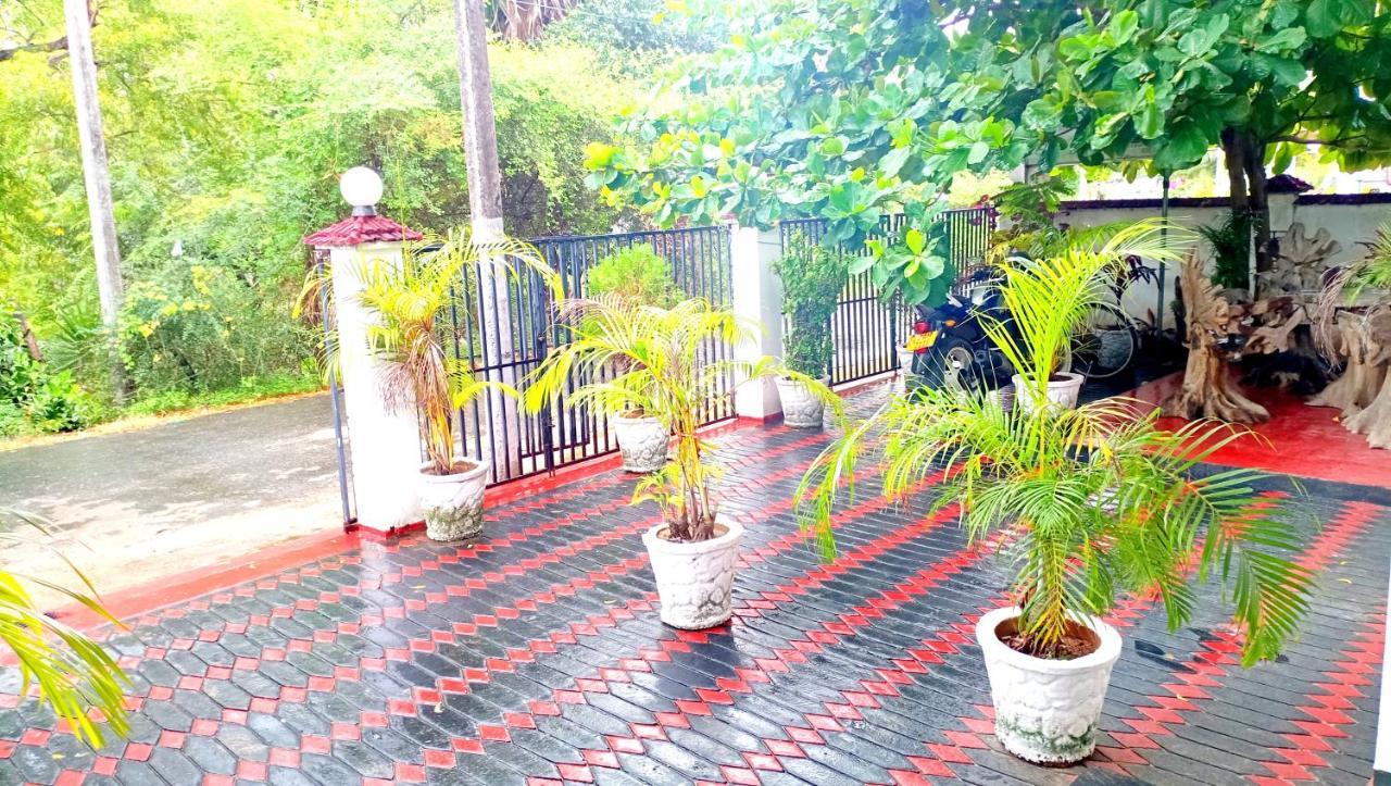Hilton Cottage Trincomalee Dış mekan fotoğraf